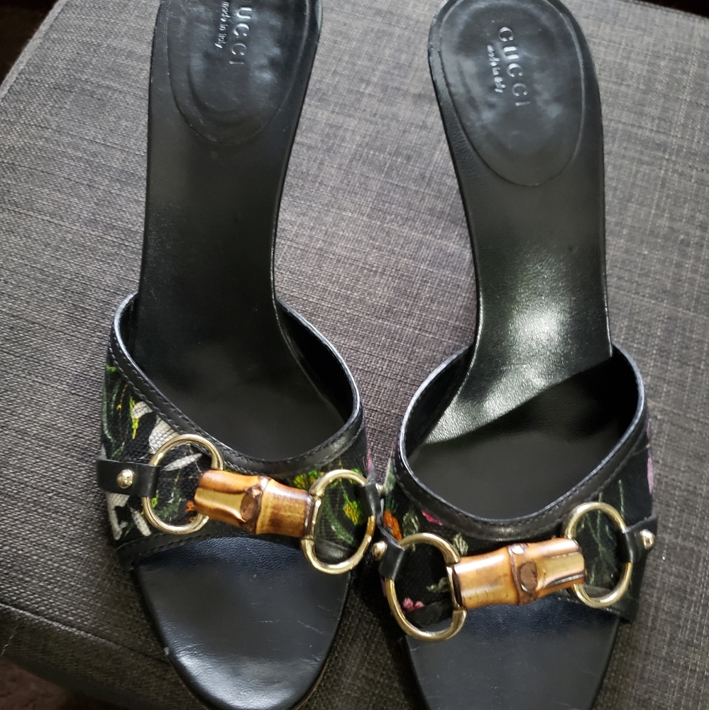 Guuci flora sandals